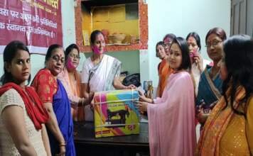 समर्थ नारी समर्थ भारत सिलाई प्रशिक्षण